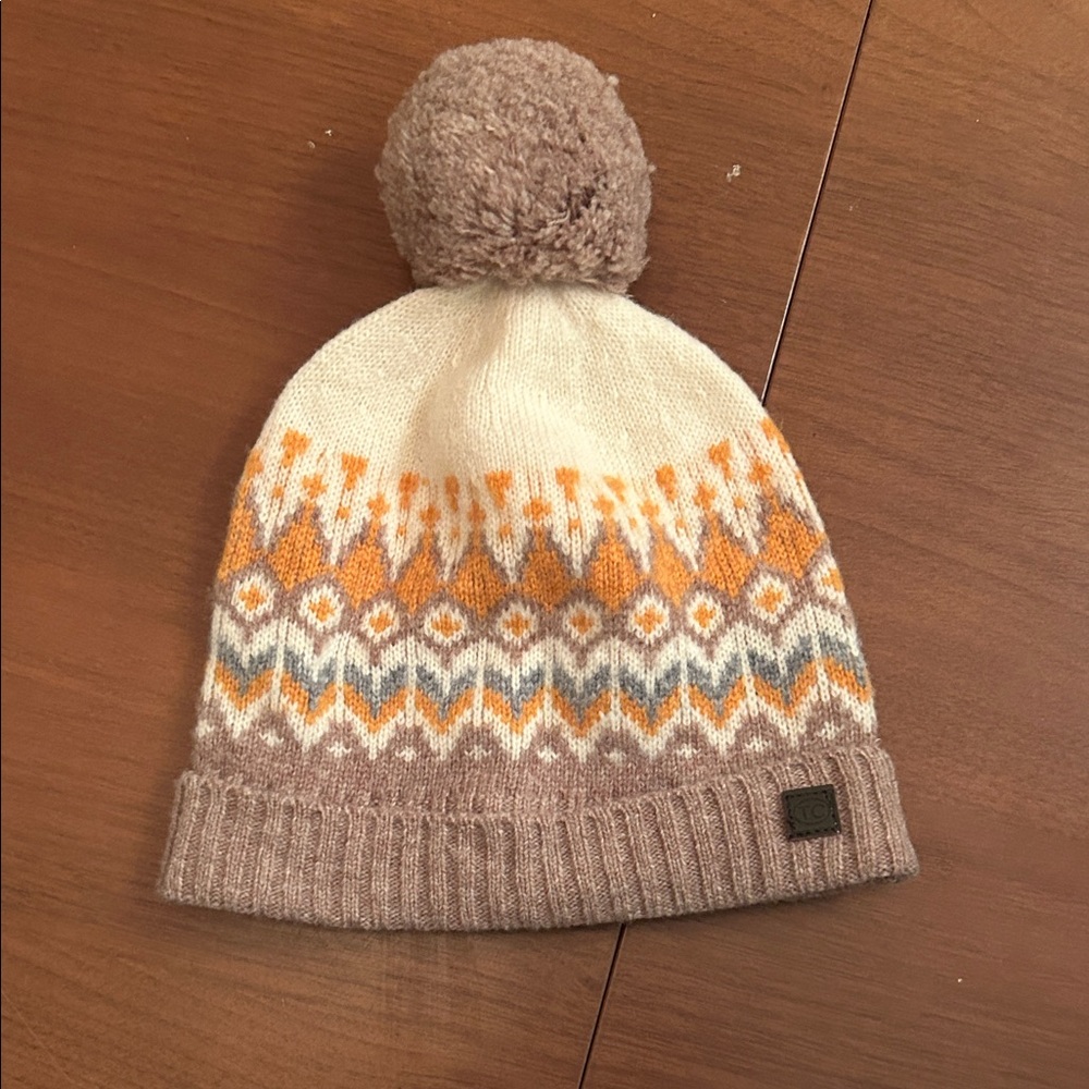 NWOT Tartine et Chocolat Kids Pom-Pom Beanie - Cream and Orange